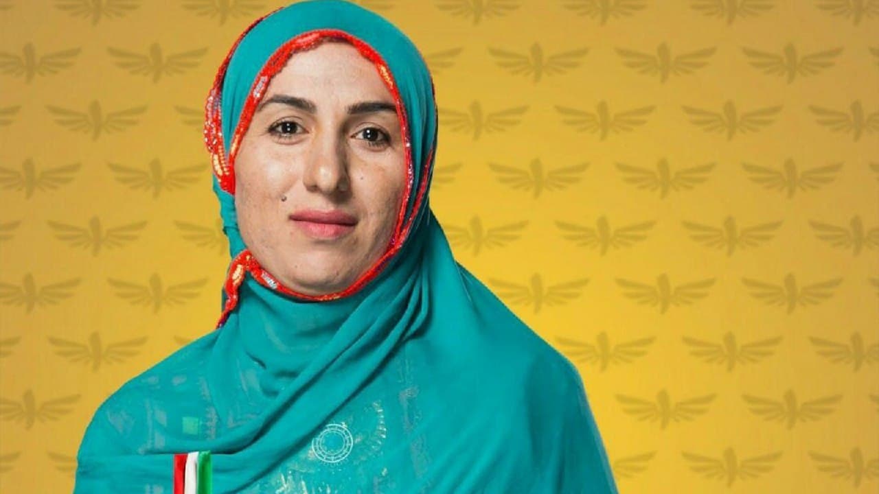 زیبا عزیزی